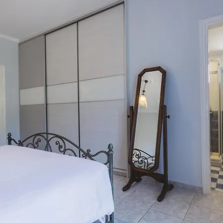 Vilă Lilly With Private Pool