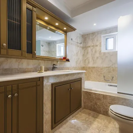 Lilly With Private Pool Villa *