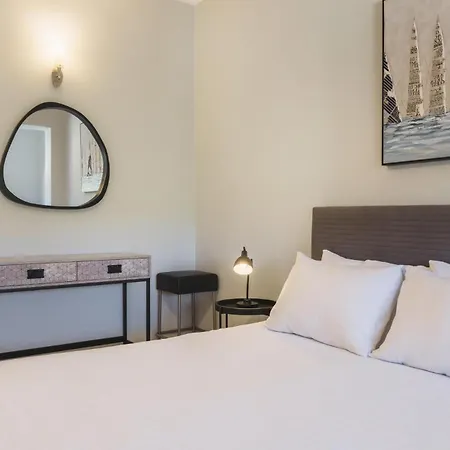 Lilly With Private Pool Villa Kypseli