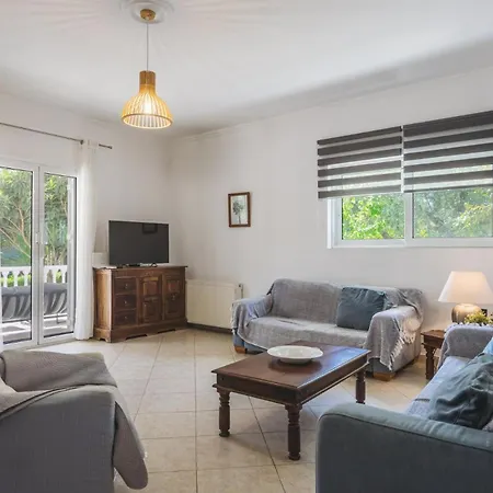 Lilly With Private Pool Villa Kypseli